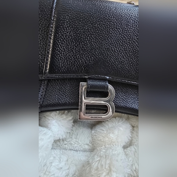 Authentic Balenciaga Hourglass Leather Bag - Picture 10 of 12